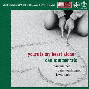 毛聳聳的陰戶特寫
